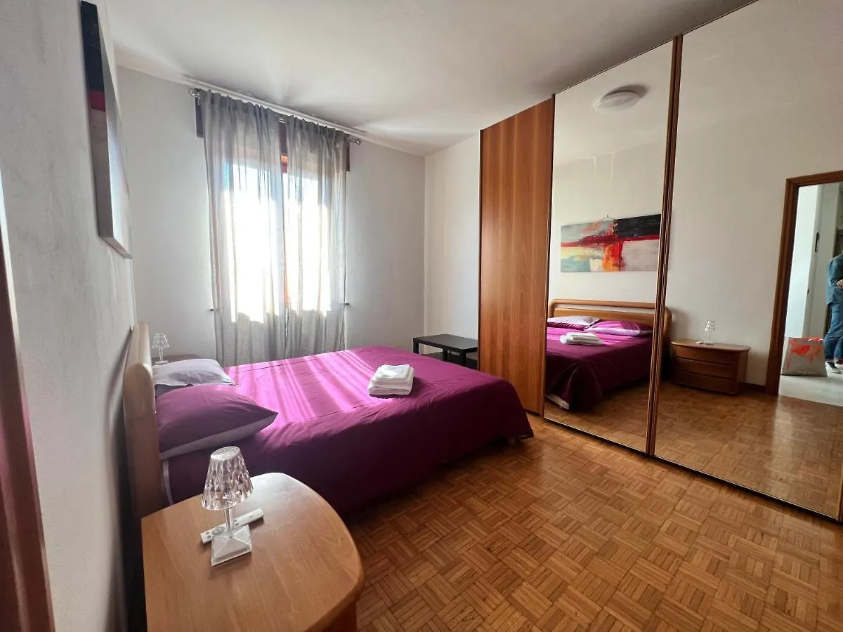 Domusmi Viale Monza 319 Apartment Milan Italy