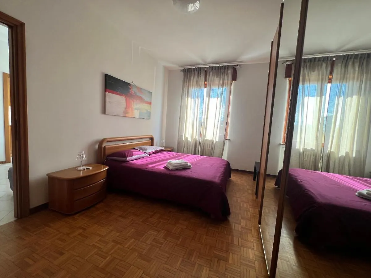 Domusmi Viale Monza 319 Apartment Milan